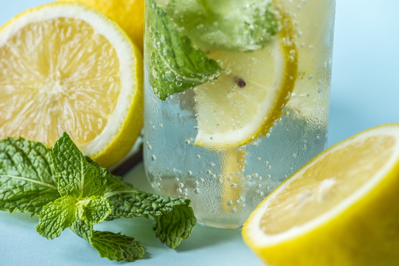 4K, garnish, fruit, close-up, lemon and mint soda, lime, food and drink, drink, ingredients, drinking glass, fruit infused water, hydrated, healthcare