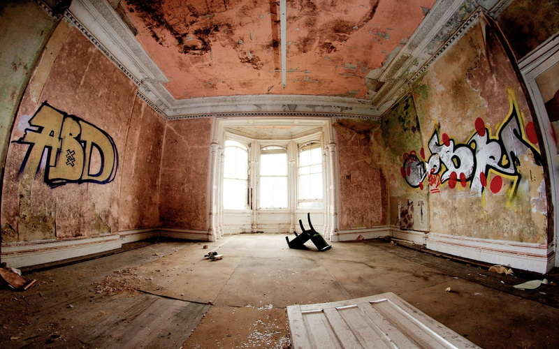 ruined, white, window, dirty, empty, dark, corridor, domestic Room, home Interior, paint, 1080P, vandalism, wall, damaged, door, old-fashioned, bad Condition