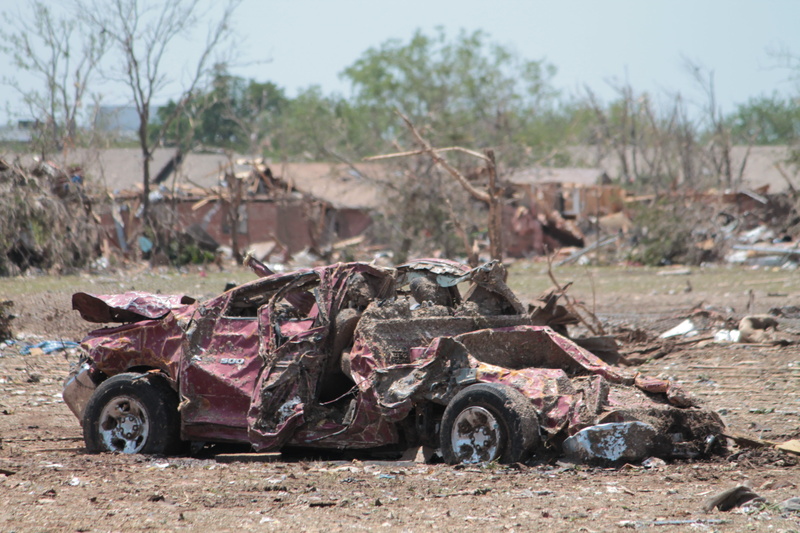 motor vehicle, land, bad condition, oklahoma, field, land vehicle, no people, old, disaster, moore, near, leaf, red, 4K, demolished, run-down, devastation
