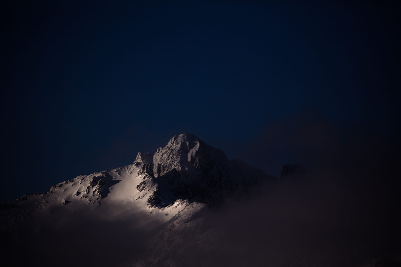 solid, astronomy, beauty in nature, low angle view, rock, formation, non-urban scene, sky, lunar eclipse, space, night, copy space, 8K, peak, full moon
