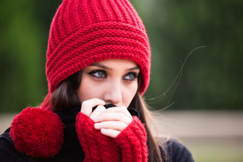 blur, 1080P, girl, a closer look, brown hair, little red riding hood, dark-haired, background, hands, tempting, pompom
