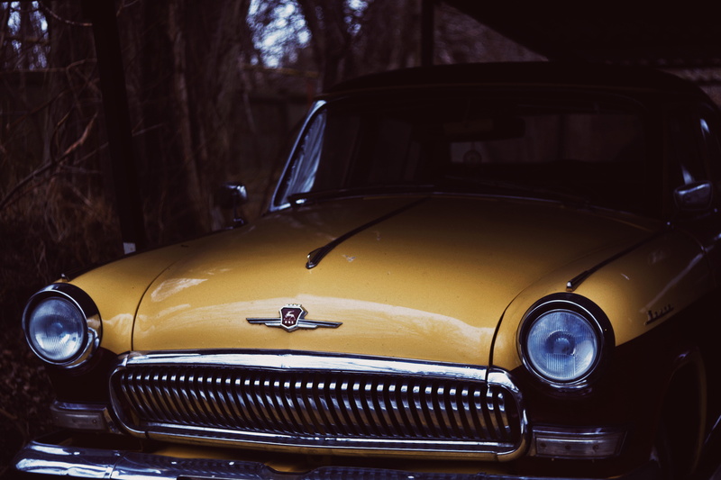 outdoors, classic, retro styled, antique, no people, vintage car, selective, focus on foreground, 5K, vintage, transportation, car, luxury, motor vehicle