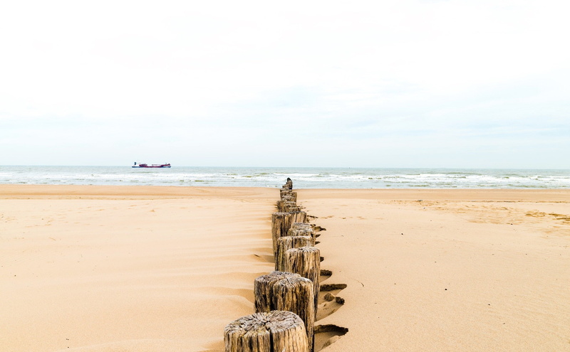 idyllic, tranquil scene, horizon, no people, sand, beauty in nature, tranquility, outdoors, 1080P, sky, beach, day, horizon over water, non-urban scene