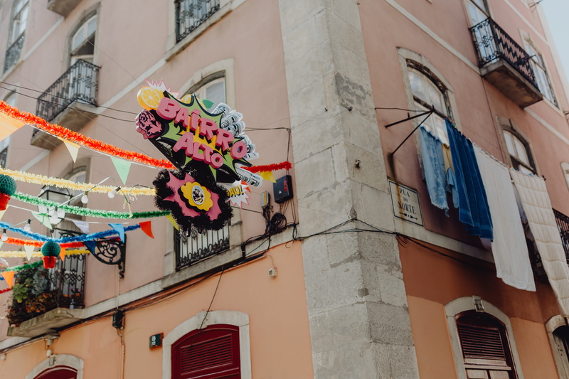 anthony, day, decorated, garland, communication, western script, architecture, decoration, decorations, downtown, saint, Saint Anthony, portugal, city