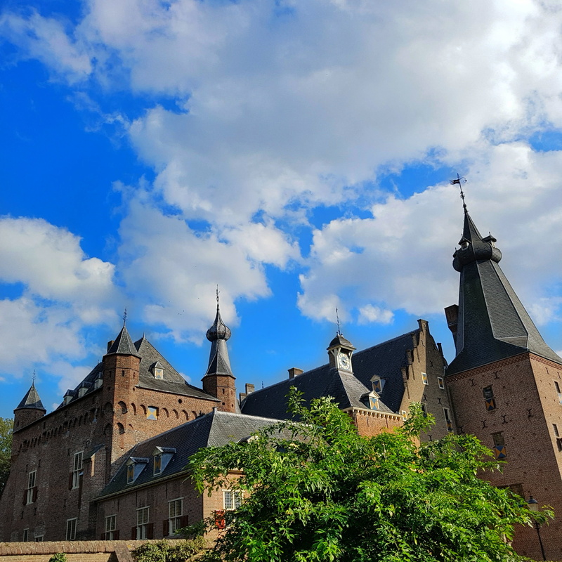 europe, building exterior, castle, tree, day, 2K, religion, plant, built structure, outdoors, tower, spire, place of worship, low angle view, doorwerth