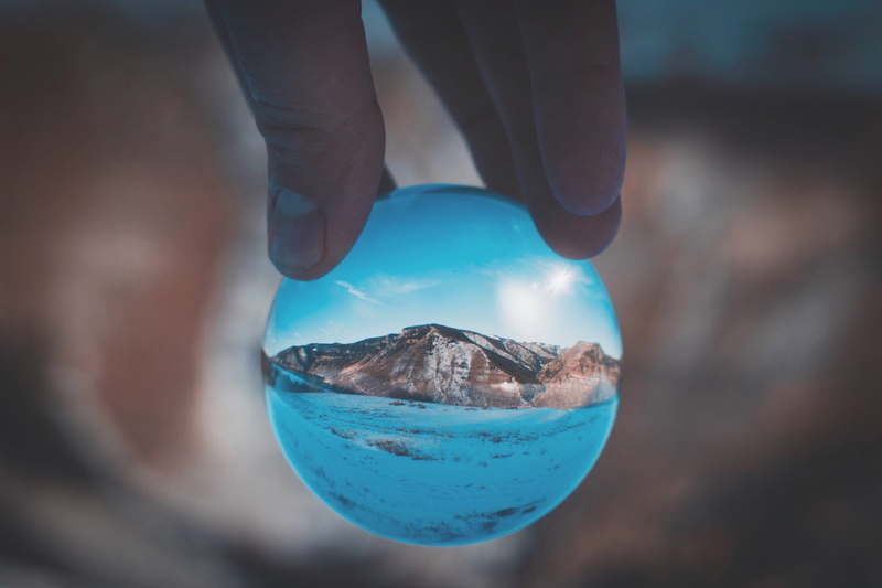 men, colorado, sphere, blue, human hand, nature, human limb, crystal ball, 4K, focus on foreground, reflection, finger, lensball, outdoors, transparent