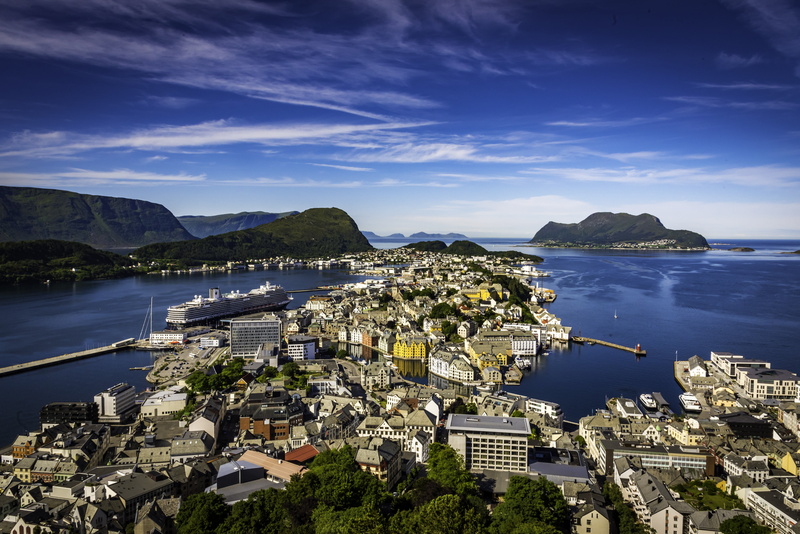 concrete, architecture, city, cruise, cruise ship, high angle view, built structure, nature, no people, residential district, buildings, 5K, outdoors