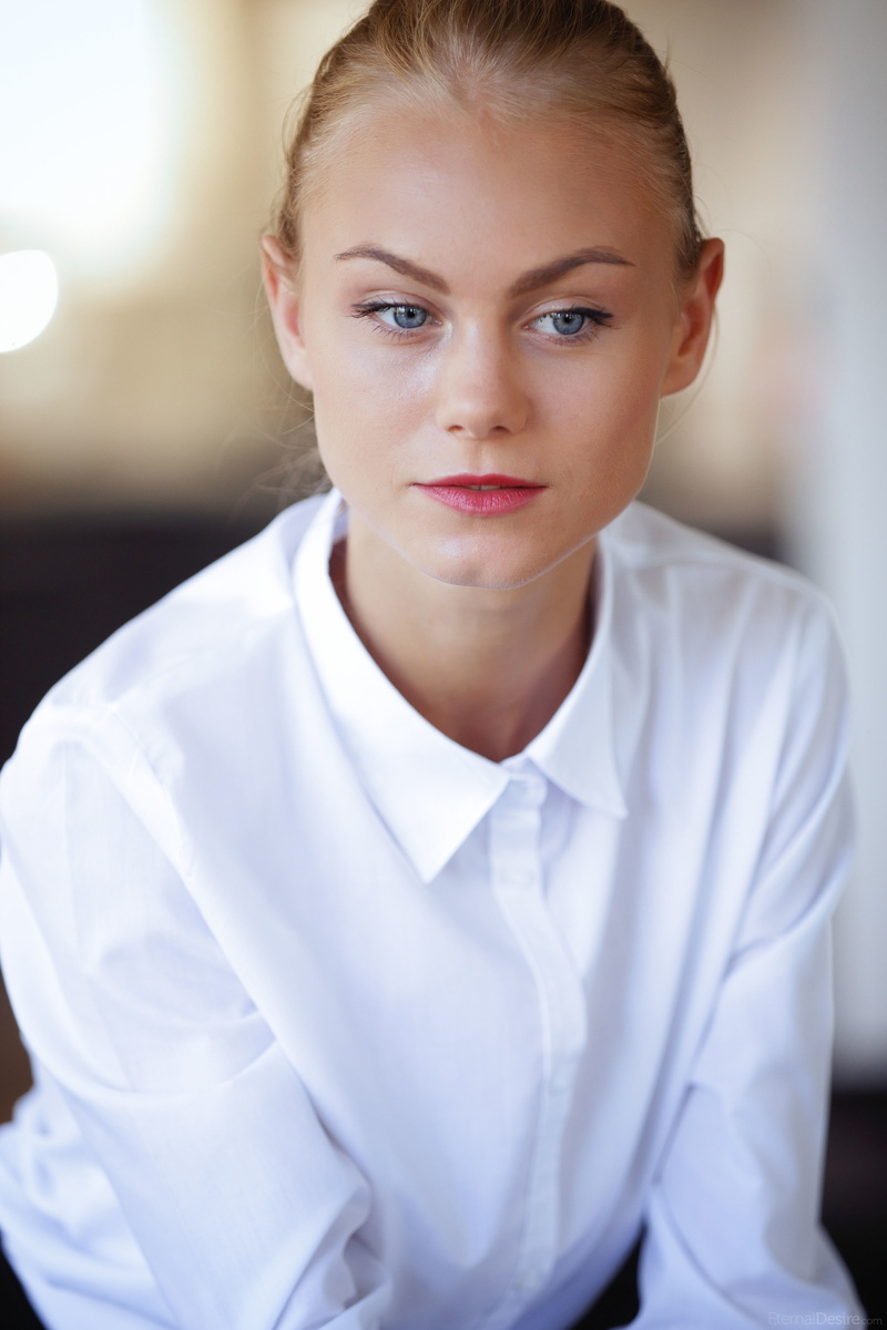 model, white shirt, 4K, Nancy A, blue eyes, women