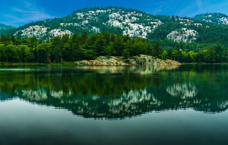 placid, outdoors, beauty in nature, summer, valley, green color, tree, daylight, 4K, mountain range, reflection lake, environment, pine woodland, light