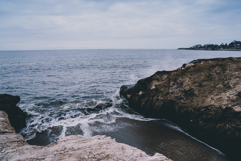 cool, goletum, horizon over water, coastline, 5K, califorium, dark, outdoors, water, vsco, blue water, beach, motion, oceano, rock, solid, santa barbara