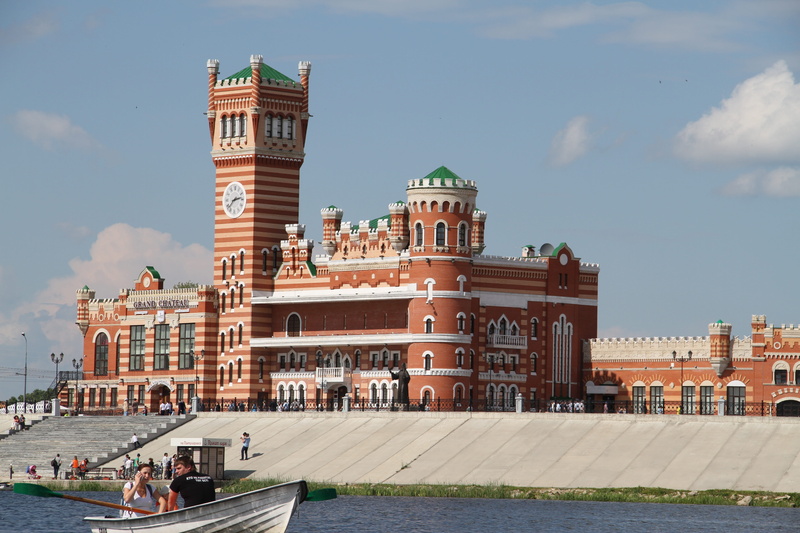Yoshkar-Ola, red brick, Russia, tower, sky, Sights, City, travel destinations, tourism, water, river, castle, building, travel, 5K, cloud - sky, nature