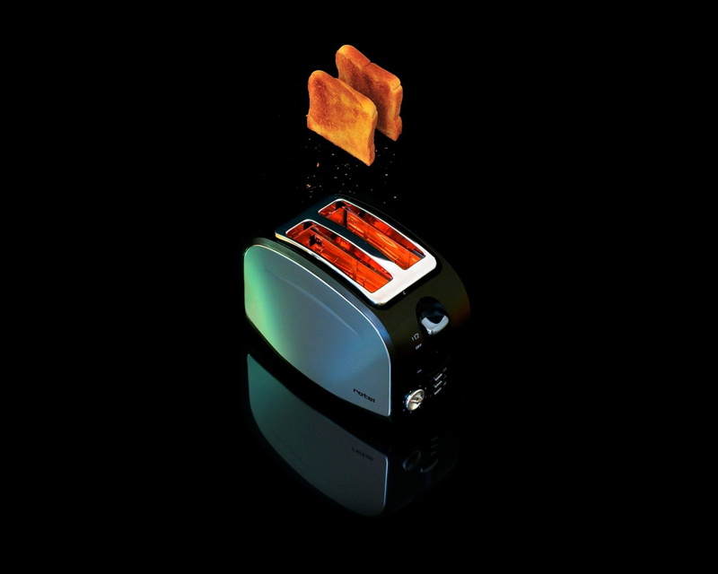 electrical equipment, cut out, wireless technology, communication, black background, connection, 1080P, technology, black color, no people, Toaster, copy space
