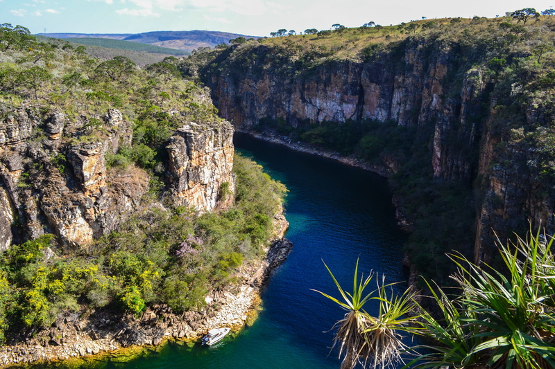 plant, mar, solid, sea, land, day, scenics - nature, rock, mountain, non-urban scene, no people, tree, canyon, rock - object, harmony, tranquil scene, tranquility