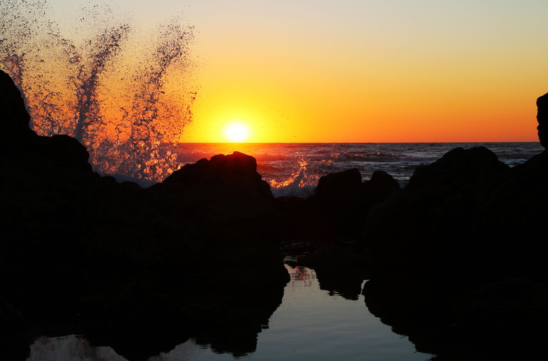 rock formation, nature, 5K, beach, silhouette, sky, reflection, tranquil scene, océan, sunset, horizon over water, beauty in nature, biarritz, rock - object