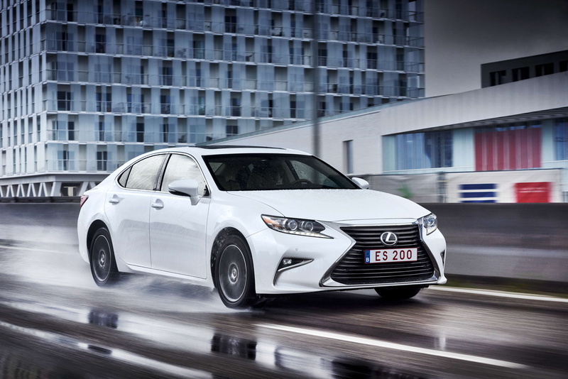 4K, lexus es