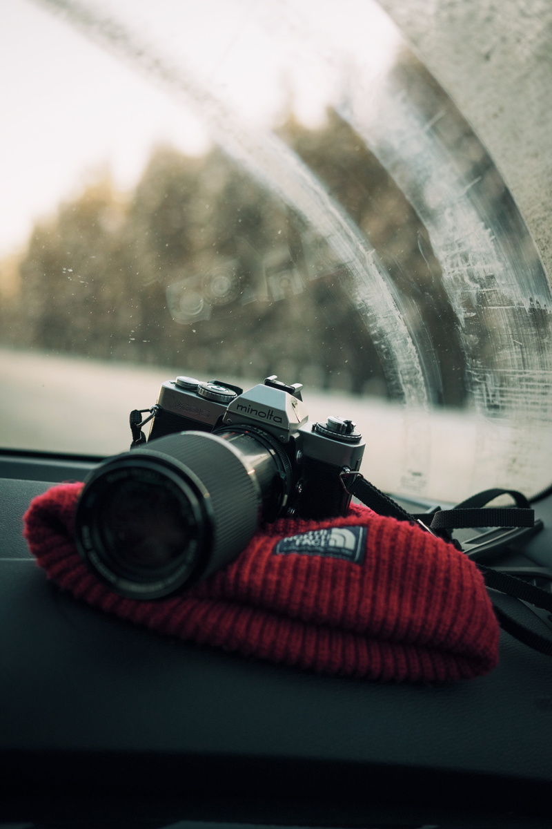 retro styled, motor vehicle, vintage, gray, photographic equipment, reflection, glass - material, photography themes, still life, photo, camera - photographic equipment