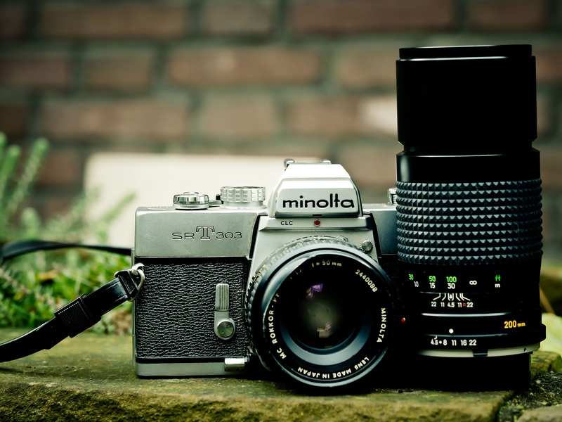 no people, lens, analog, photograph, photographic equipment, minolta, 4K, communication, table, old-fashioned, rangefinder camera, photography Themes