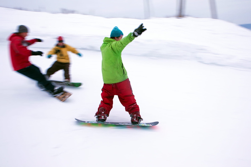 skating, helmet, ski, season, resort, copy, fast, travel, clothing, ride, ice-skating, outside, full length, fun, boarder, playing, nature, leisure activity