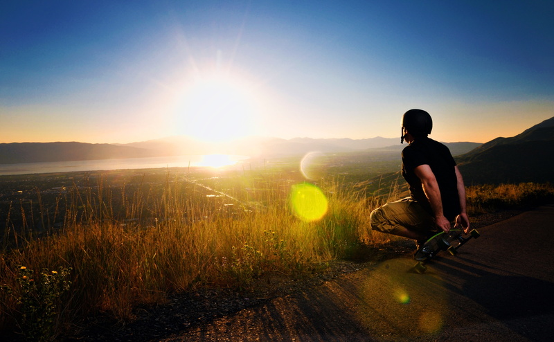 rear view, beauty in nature, lifestyles, sunlight, t, sport, 4K, real people, one person, shirt, sunset, bright, sun, landscape, land, Skateboarding, nature