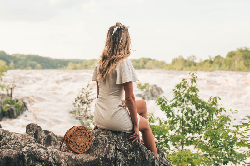 sitting, female, outdoors, usa, full length, woman, charming, southern, sky, blonde hair, potomac river, rapid, hairstyle, childhood, dress, body, hair