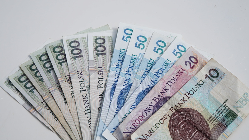 variation, pay, finance, high angle view, 4K, studio shot, earnings, indoors, fan, wealth, savings, surface, golden, paper currency, close-up, consumerism