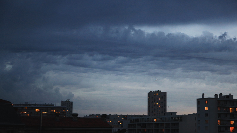 france, storm, architecture, storm cloud, no people, building, cloudy, building exterior, plane, low, bordeaux, cloud - sky, outdoors, metropolis, town