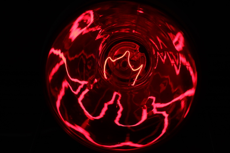 healthcare and medicine, lighting, mirroring, color game, lighting equipment, electric lamp, 5K, night, healthy, red light, infra red, light - natural phenomenon