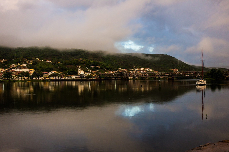 beauty in nature, scenics - nature, 4K, cloud - sky, reflection, outdoors, residential district, cachoeira, no people, sailboat, building exterior, nature
