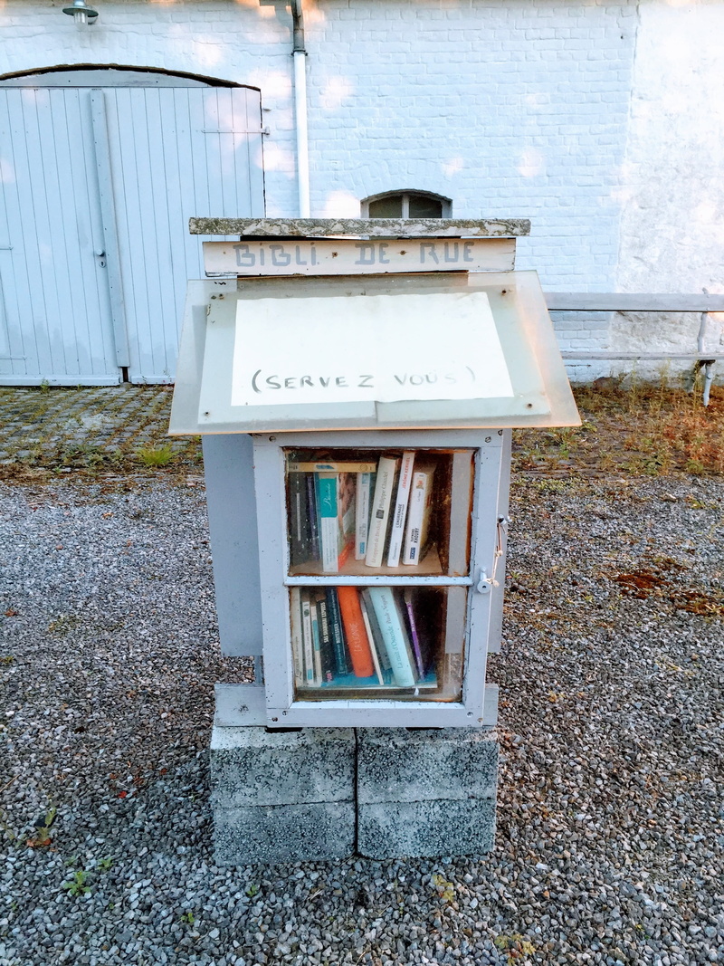 public mailbox, day, no people, nature, share, mail, mailbox, boite à livres, wall - building feature, donation, text, partage, don, letter, building, communication