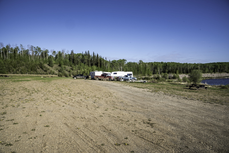 rv, pine tree, 5K, Alberta, mode of transportation, public domain, scenics, land vehicle, no people, tree, copy space, s, plant, lake, coniferous tree