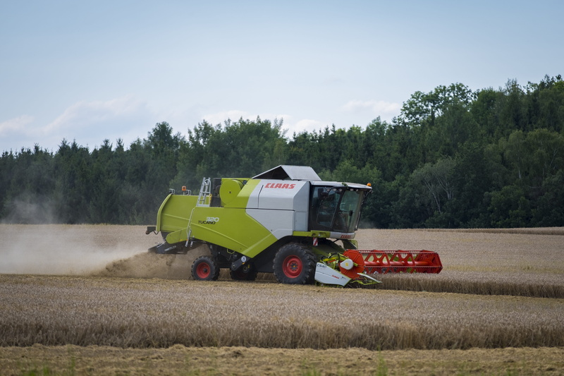crop, arable, mode of transportation, grain, landscape, machine, plant, food, combine harvester, cornfield, vehicle, field, harvester, agriculture, bauer