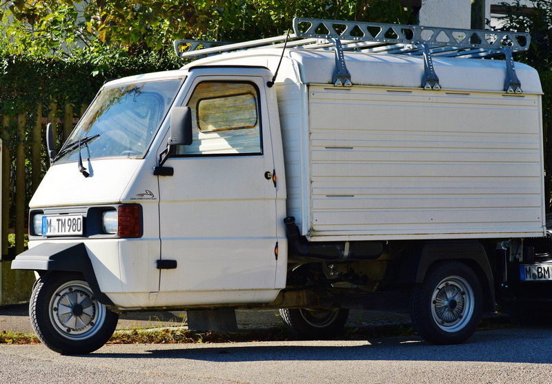 truck, van - vehicle, travel, sunlight, road, auto, outdoors, stationary, mode of transportation, motor home, oldtimer, no people, nature, parking, piaggio