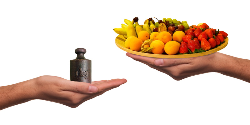 decision, variation, yellow, strawberry, vitamins, finger, kg, fruit, almost time, fruit basket, food and drink, white background, remove, healthy lifestyle