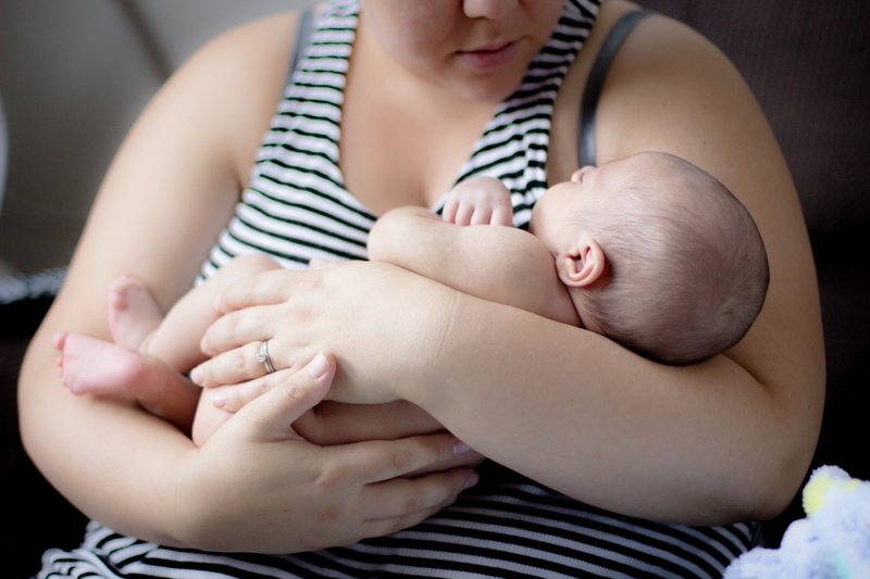 childhood, bonding, 5K, parent, emotion, woman, mother, photo, young, beginnings, carried, newborn, family, family with one child, adult, human fertility