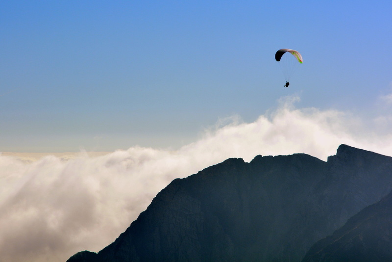 cloud - sky, beauty in nature, Sports, real people, beyond the clouds, exhilaration, sky, skydiving, trip, freedom, paragliding, extreme sports, mid-air