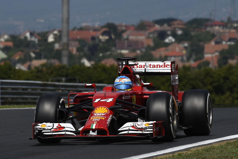 ferrari, sign, mode of transportation, sport, focus on foreground, t, auto racing, competition, architecture, western script, racecar, car, transportation