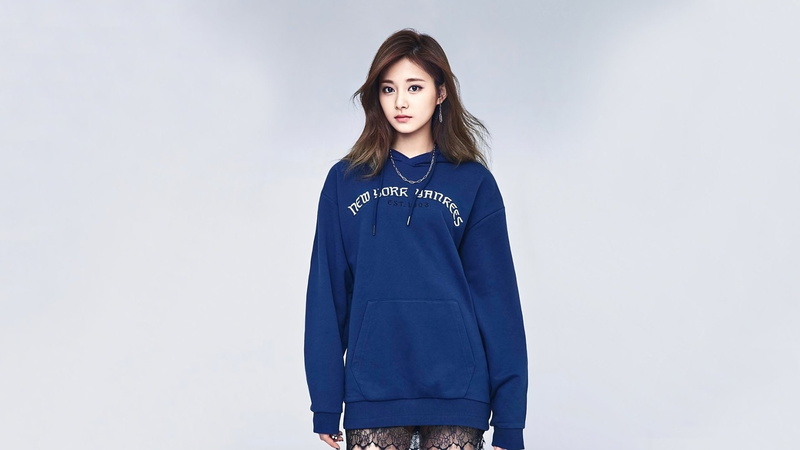 smiling, indoors, young adult, Twice, brown hair, Band (Music), hairstyle, standing, blue, beautiful woman, looking at camera, young women, copy space