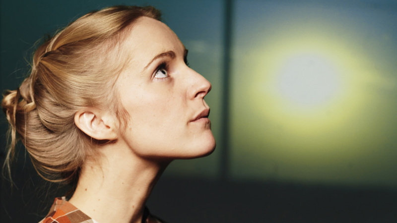 looking up, blonde, women, Agnes Obel, profile, musician, braids, 1080P