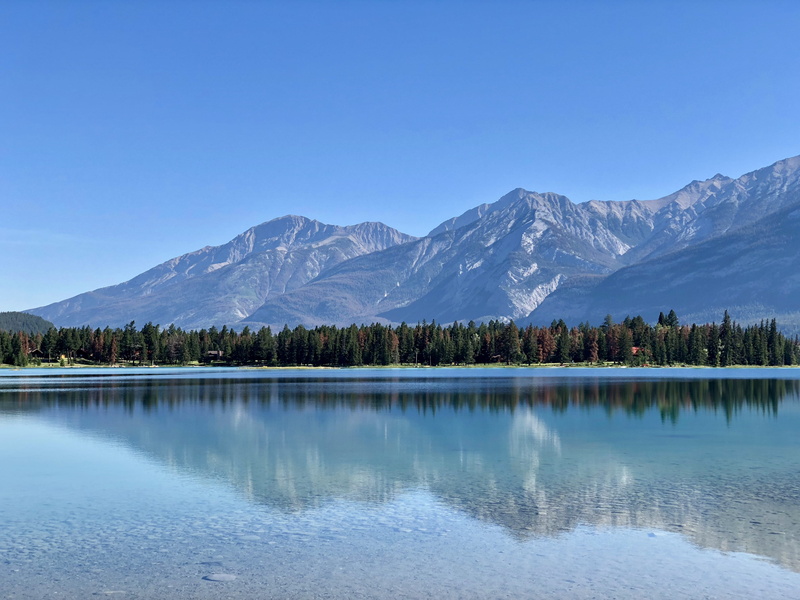 lake, mountain range, lake edith, day, tranquility, trees, mountain, landscape, idyllic, sky, non-urban scene, canada, clear sky, 4K, water, outdoors