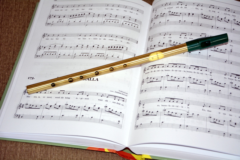 musical instrument, 5K, performance, open, bow - musical equipment, arts culture and entertainment, musical equipment, paper, music, Irish Flute, sheet