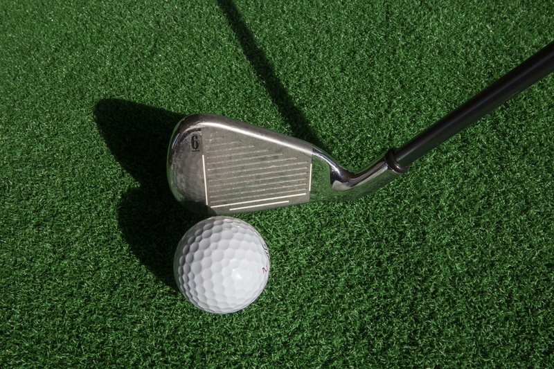 golf course, grass, golf, games, ball, driver - golf club, plant, nature, no people, field, 5K, golf ball, taking a shot - sport, day, leisure activity