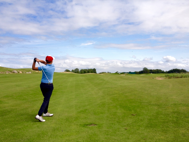 sport, daytime, Golf Ball, cloud - sky, golf course, golfers, golf, plant, golf clubs, golf club, sky, full length, driver - golf club, field, golf courses