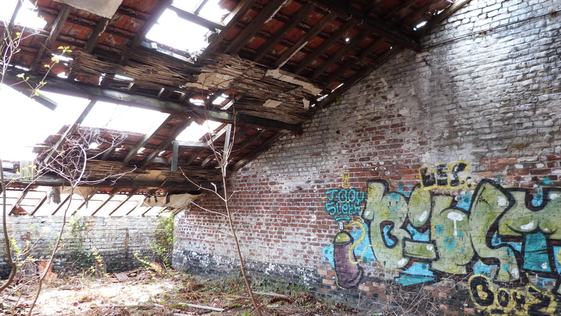indoors, cork, brick wall, nature, run-down, blue, 4K, obsolete, ruined, belgium, art and craft, outdoors, no people, wall - building feature, built structure