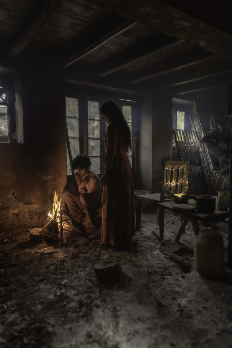 man, bonfire, architecture, inside, two people, positive emotion, woman, women, togetherness, fire, adult, real people, young adult, 5K, front, flame