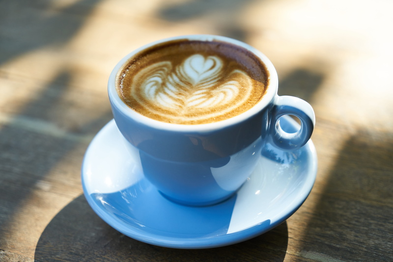 non-alcoholic beverage, fresh, nutrition, ceramic, hot drink, wake, morning, food and drink, cafe, brown, horizontal, photography, food photo, macro, white