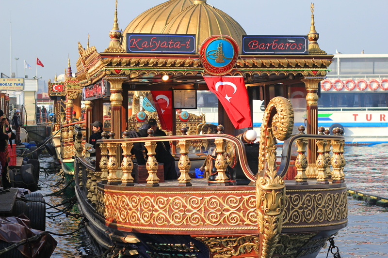 text, day, built structure, architecture, communication, ornate, craft, building exterior, eminönü, creativity, art and craft, building, boat, fish bread