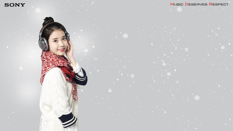 three quarter length, standing, young adult, k-pop, young women, innocence, korean, winter, oriental, clothing, kpop, women, music, cold temperature, smiling