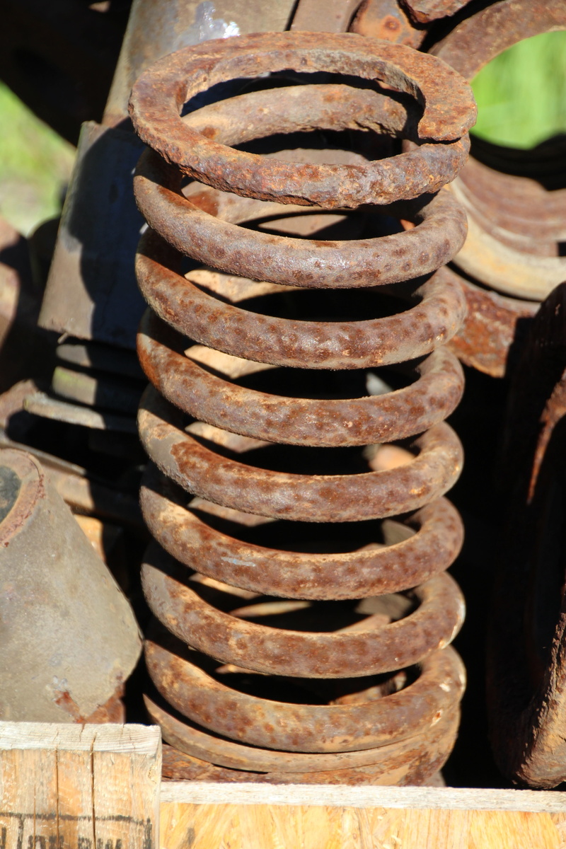 railway, industry, rusty, pattern, day, old, metal, no people, machine part, focus on foreground, 5K, stack, suspension, close-up, outdoors, nature, spiral