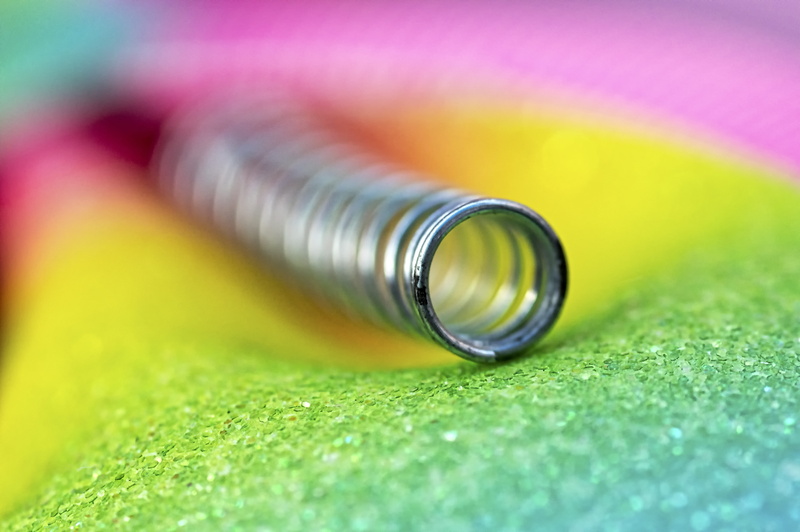 close-up, ink, water, indoors, no people, straw, multi colored, tube, pen, yellow, macro, studio shot, 5K, green color, industry, extreme close-up, pipe