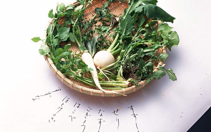 close-up, indoors, vegetables, 1080P, herb, fruit, fresh herbs, high angle view, vegetable, still life, raw food, ingredient, leaf, radish, wellbeing